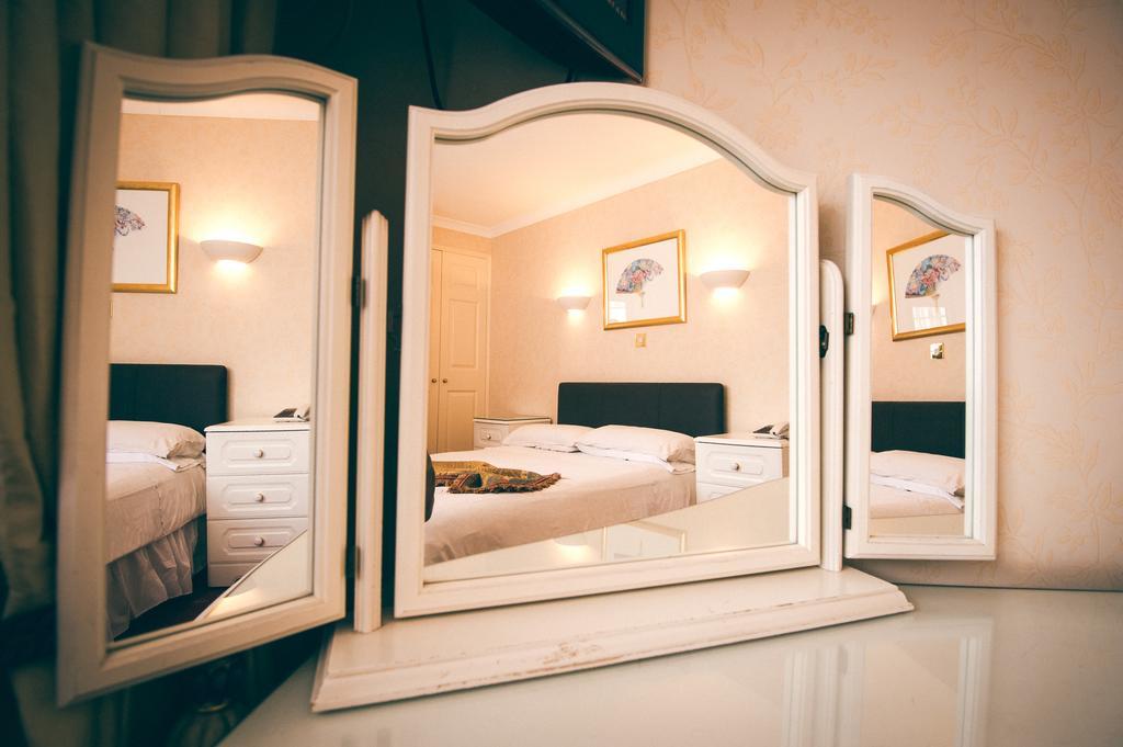 Stafford Hotel Saint Helier Екстер'єр фото